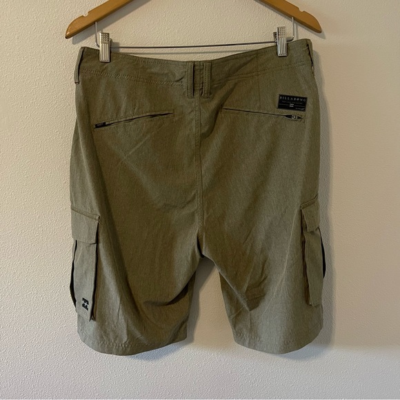 Billabong Platinum X Hybrid Cargo Walkshort Khaki-34 - Picture 3 of 12
